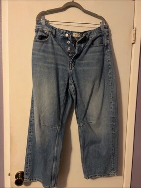 Madewell The Curvy Darted Barrel-Leg Jean